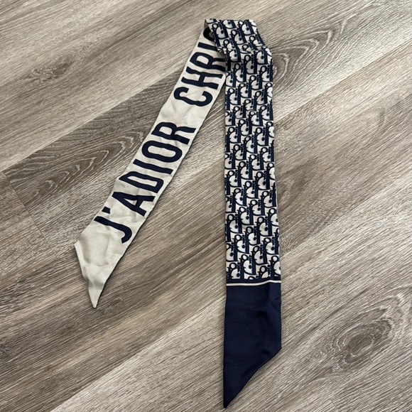 CHRISTIAN DIOR 
Silk Oblique Mitzah Scarf twilly Blue navy - Picture 1 of 7